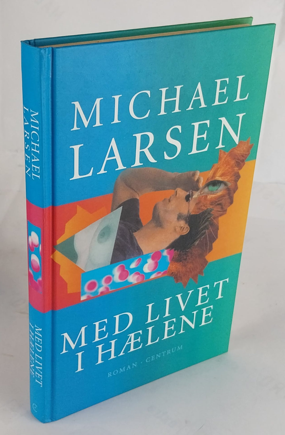 Med livet i hælene