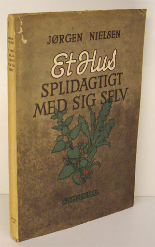 Et hus splidagtigt med sig selv.