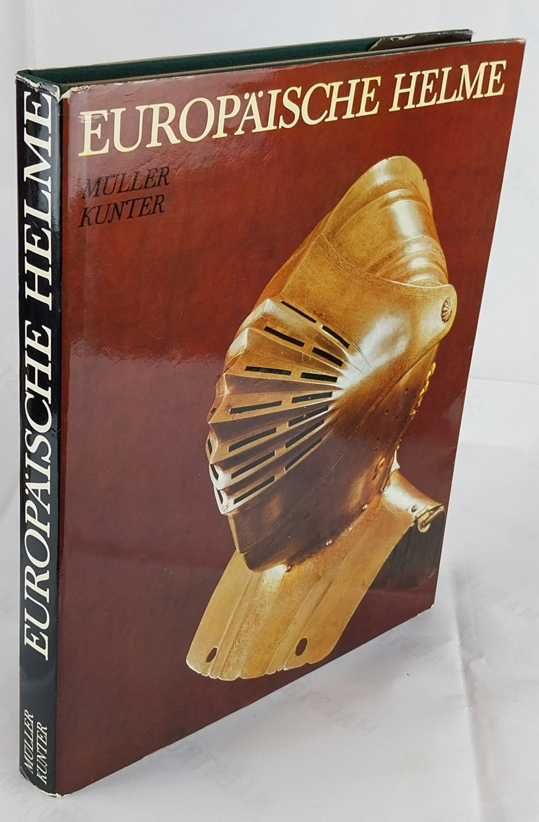 Europäische Helme aus der Sammlung des Museums für Deutsche Geschichte