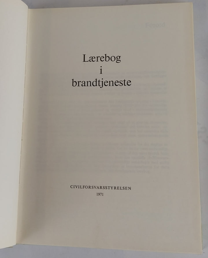 Lærebog i brandtjeneste