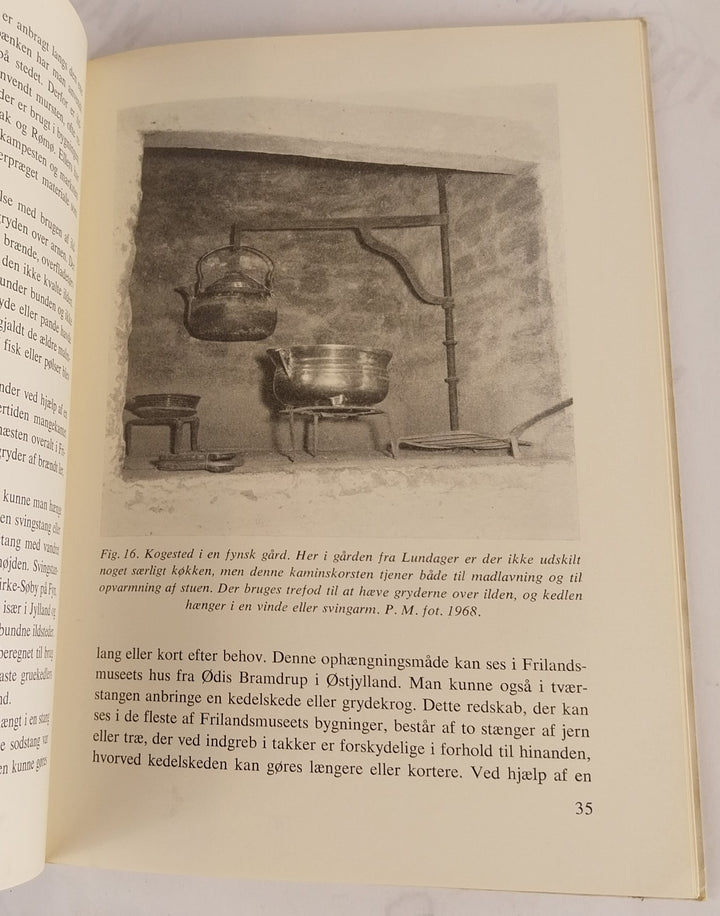 Ildsteder og opvarmning på Frilandsmuseet.