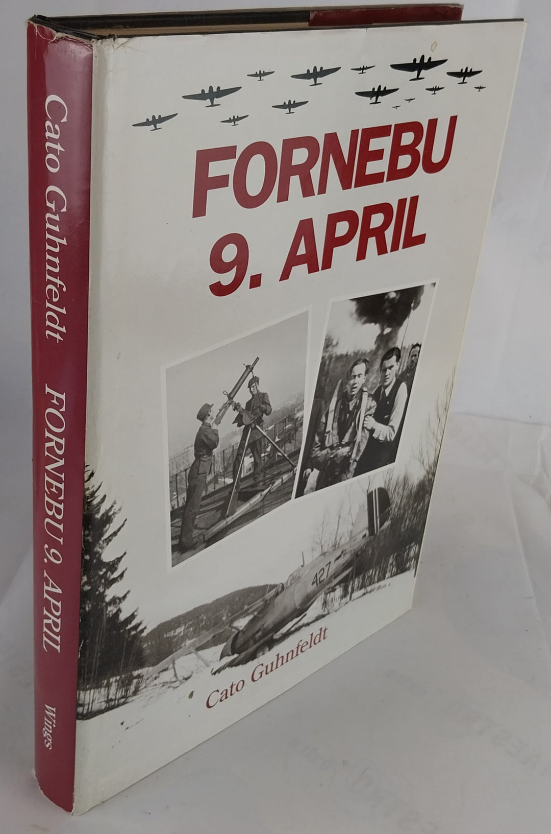 Fornebu 9. april