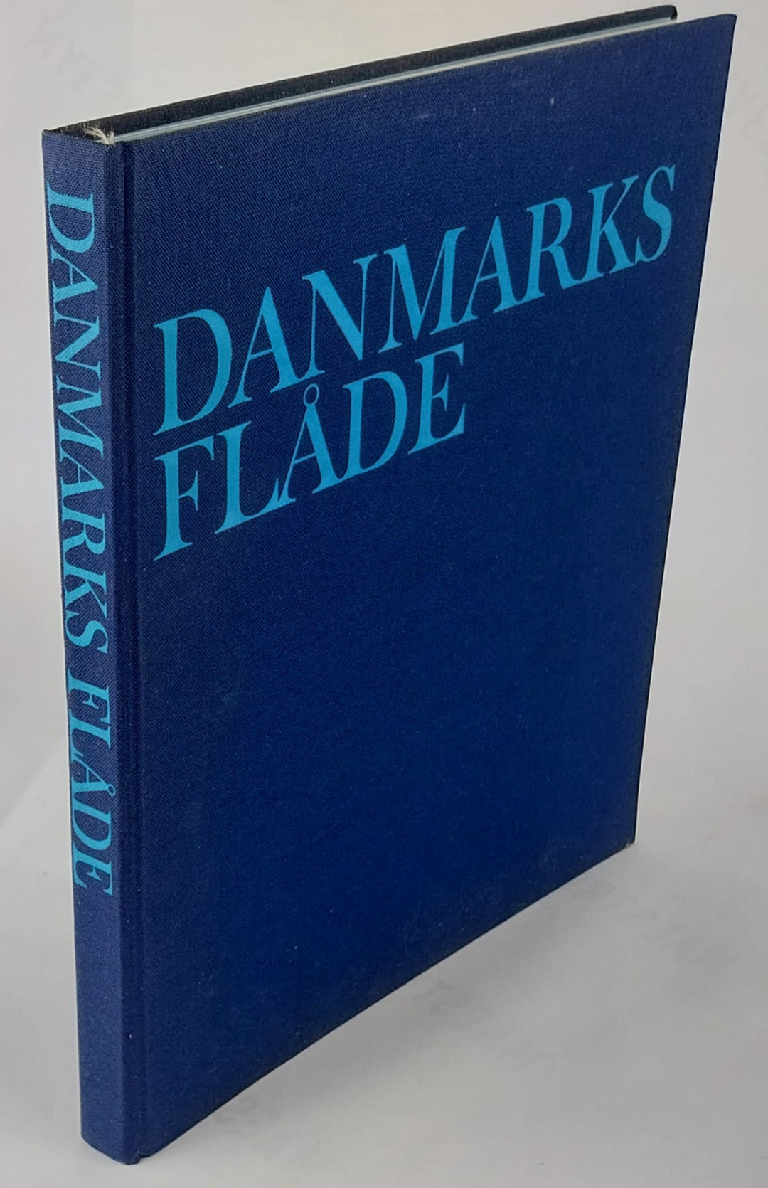 Danmarks flåde. Fra bue og pil til missil.