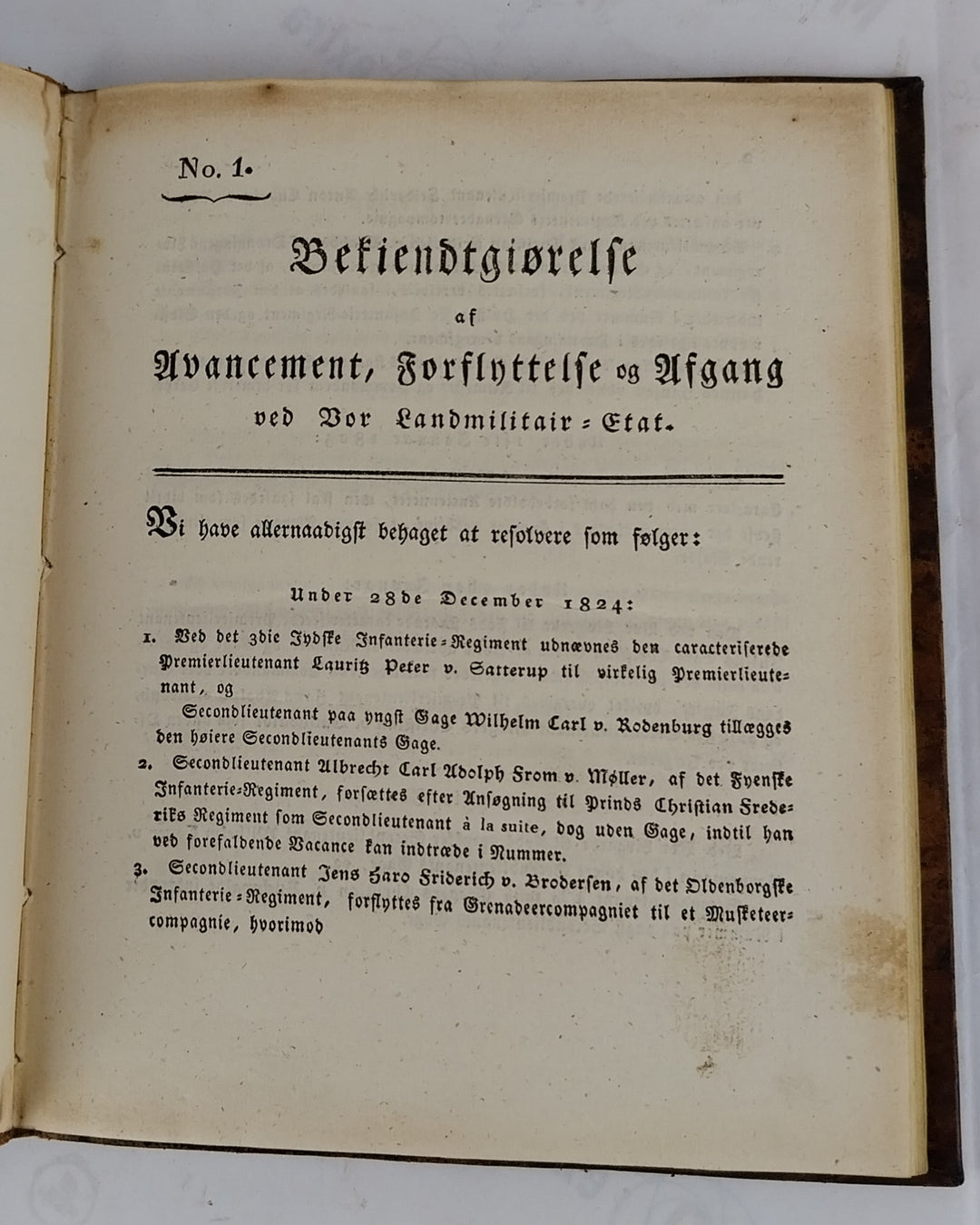 Bekiendtgiørelse af Avancement, Forflyttelse og afgang. 1825