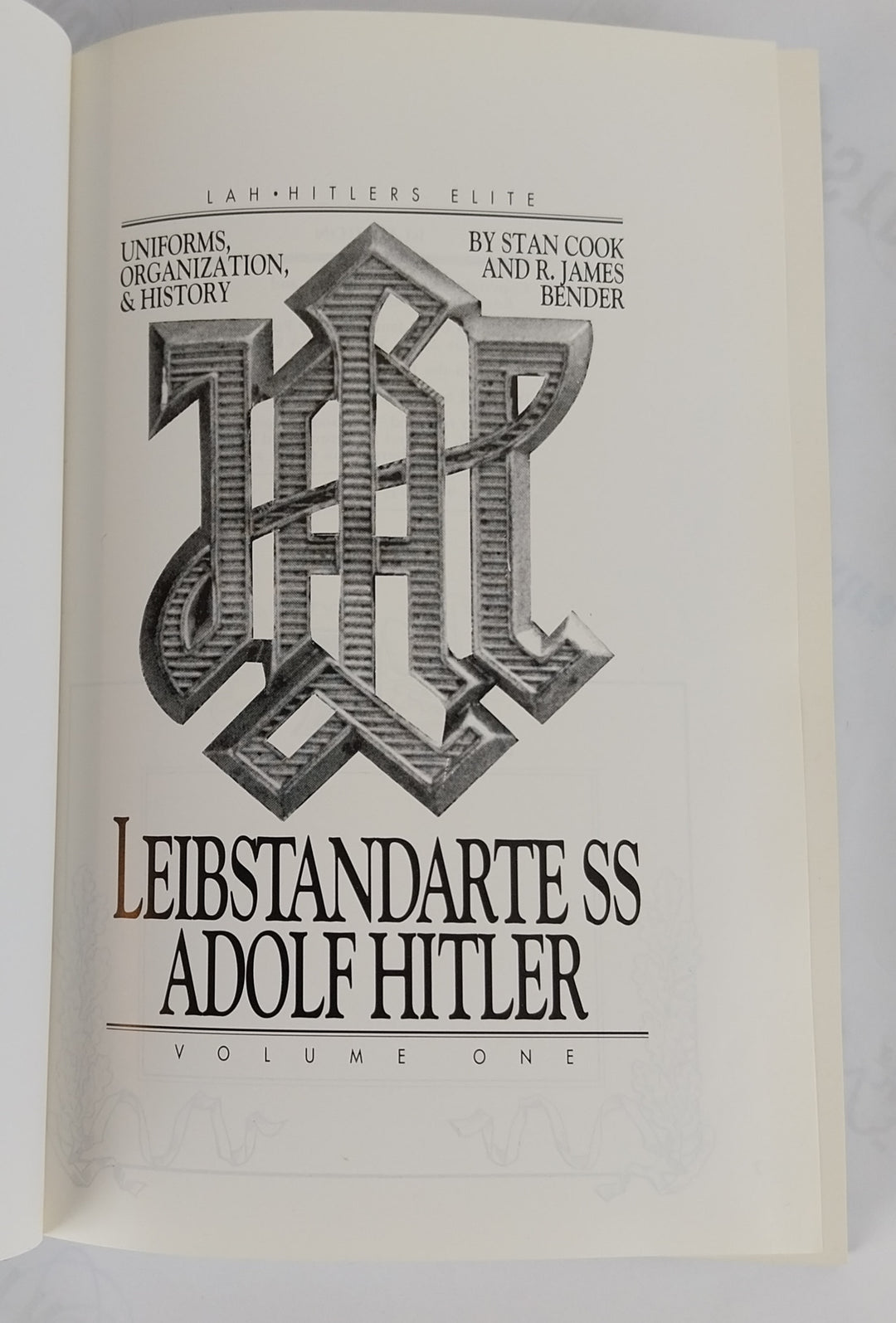 Leibstandarte SS Adolf Hitler - Uniforms organization and history