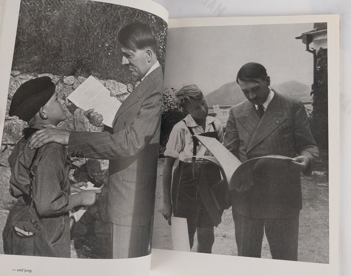 Hitler in seinen Bergen 86 Bilddokumente aus der Umgebung des Führers