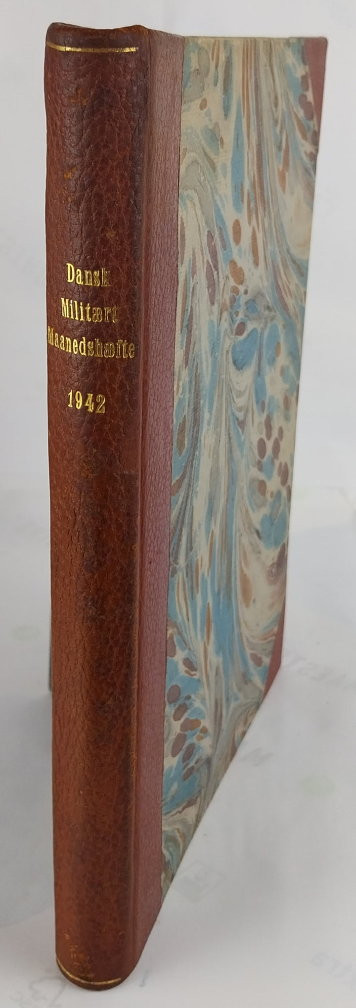 Dansk Militært Maanedshæfte 1942