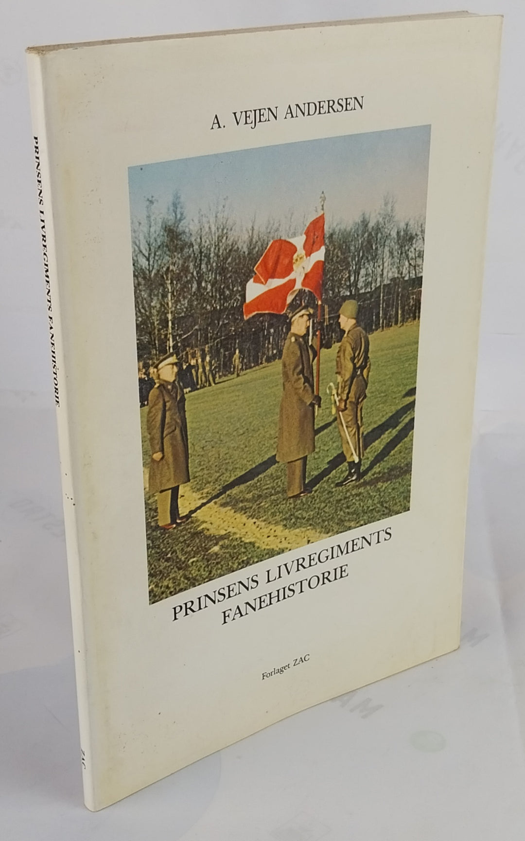 Prinsens Livregiments fanehistorie