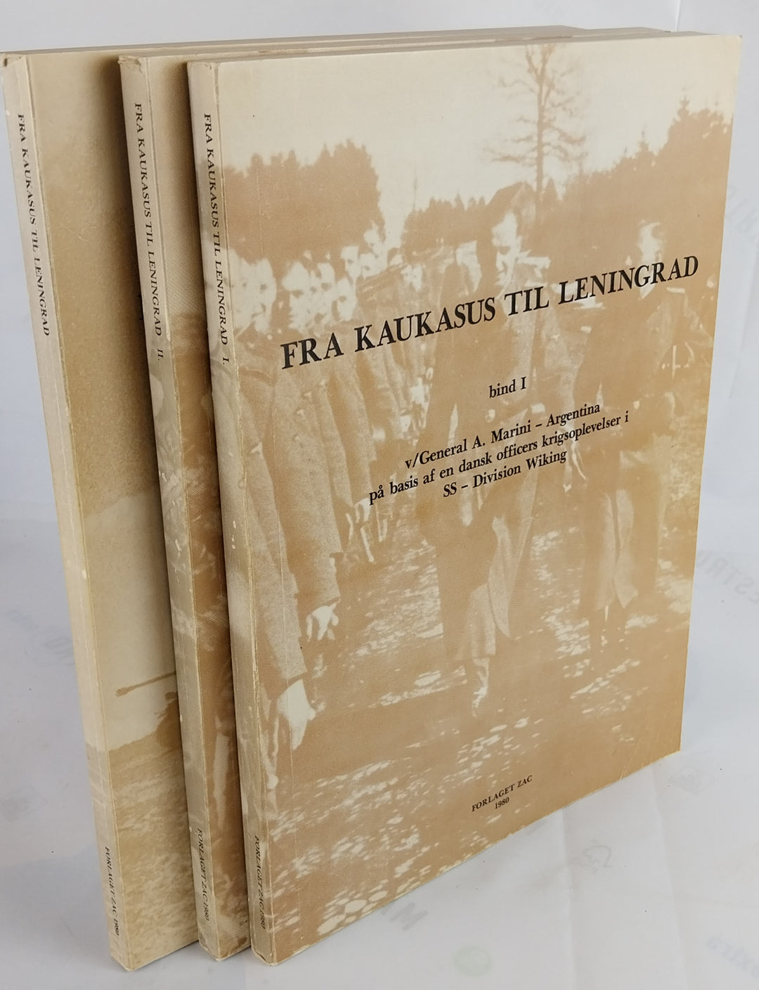 Fra Kaukasus til Leningrad. Bind I-III.