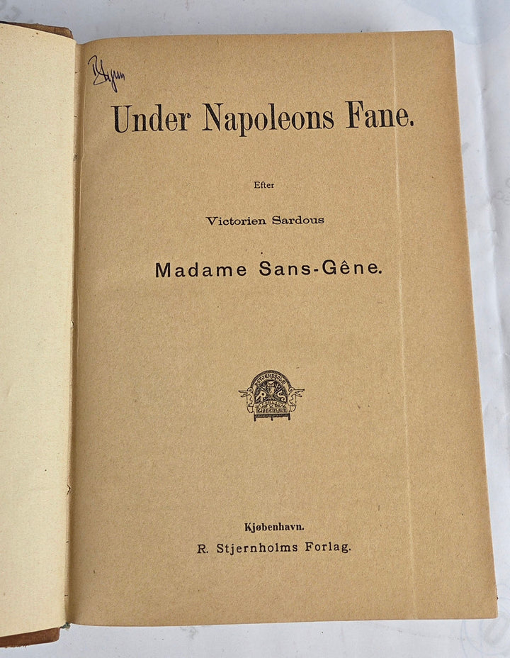 Under Napoleons Fane