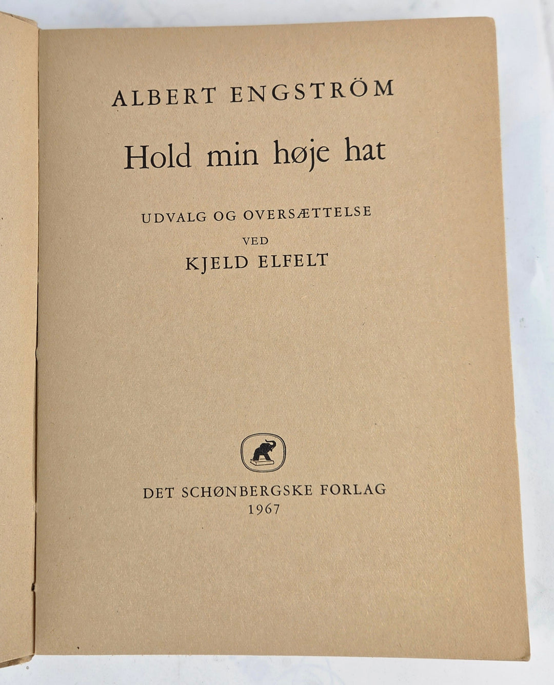 Hold min høje hat