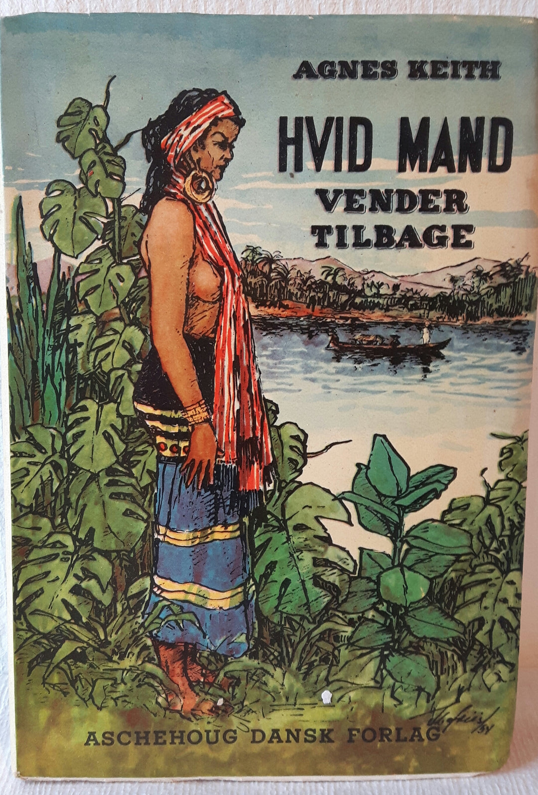 Hvid mand vender tilbage.