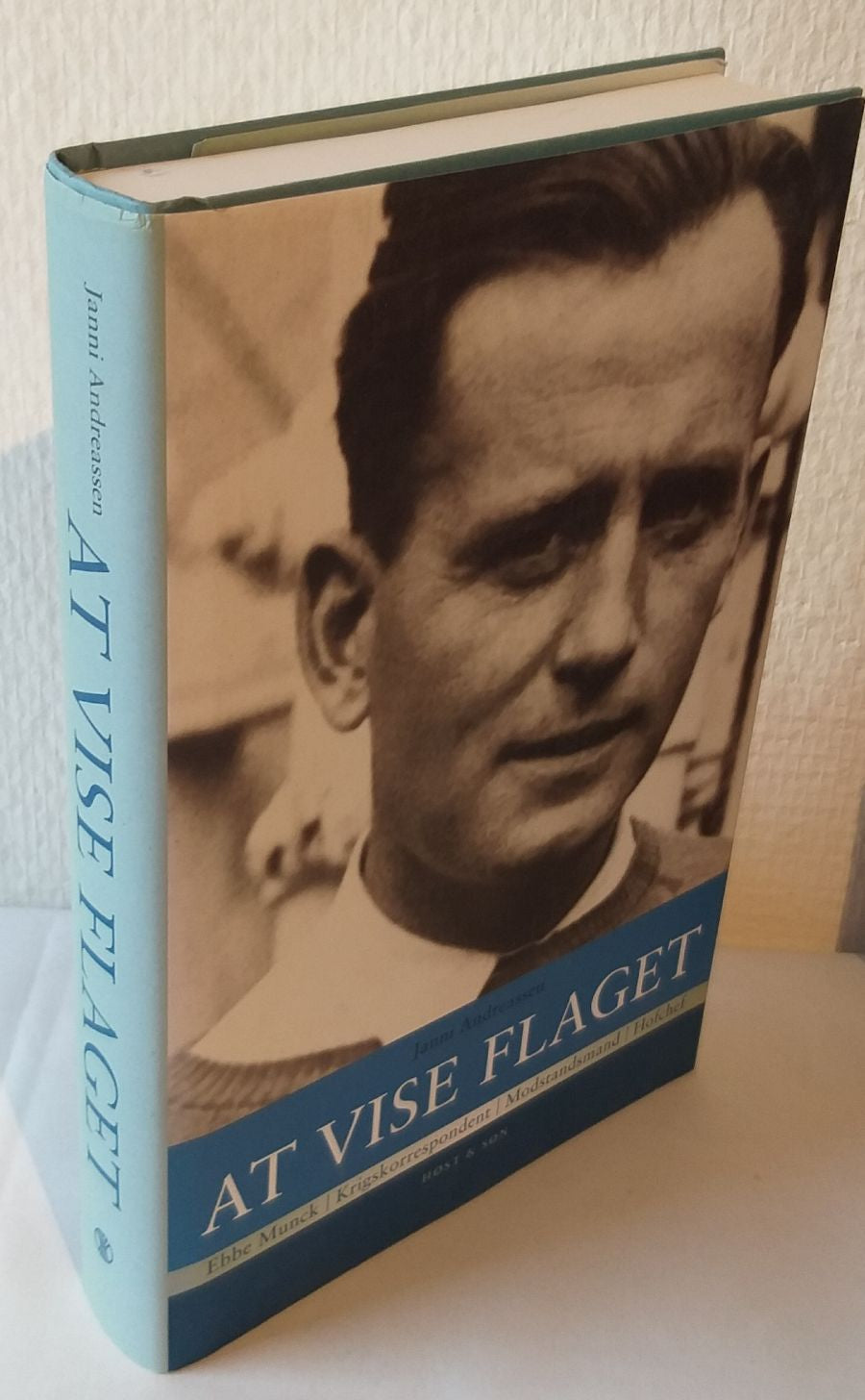 At vise flaget