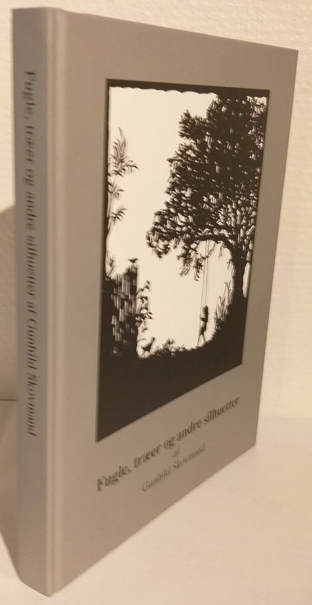 Fugle, træer og andre silhuetter af Gunhild Skovmand